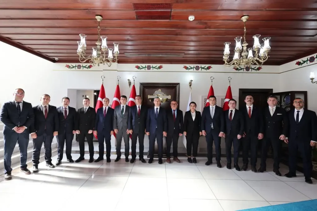İçişleri Bakanlığı Başkontrolörü Ziyattin Demirkol Vali Dr. Naci Aktaş’ı Ziyaret Etti