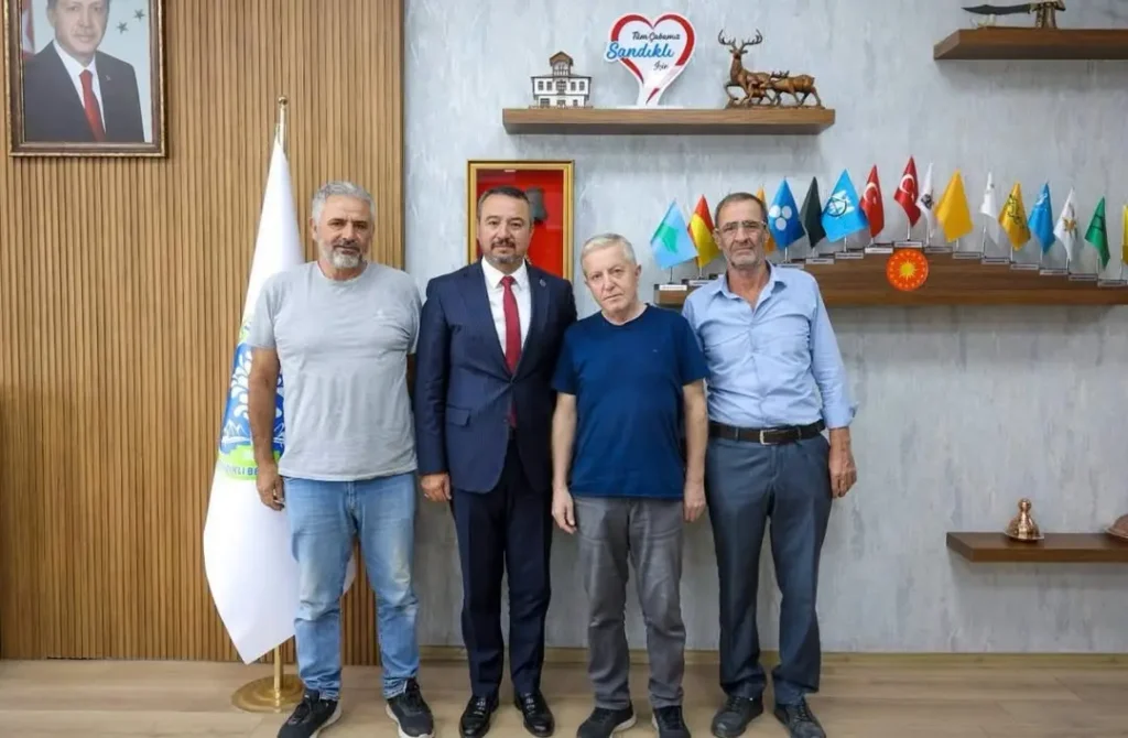 İstanbul Afyonkarahisarlılar Dernekleri Federasyonu’ndan Başkan Öztaş’a Ziyaret