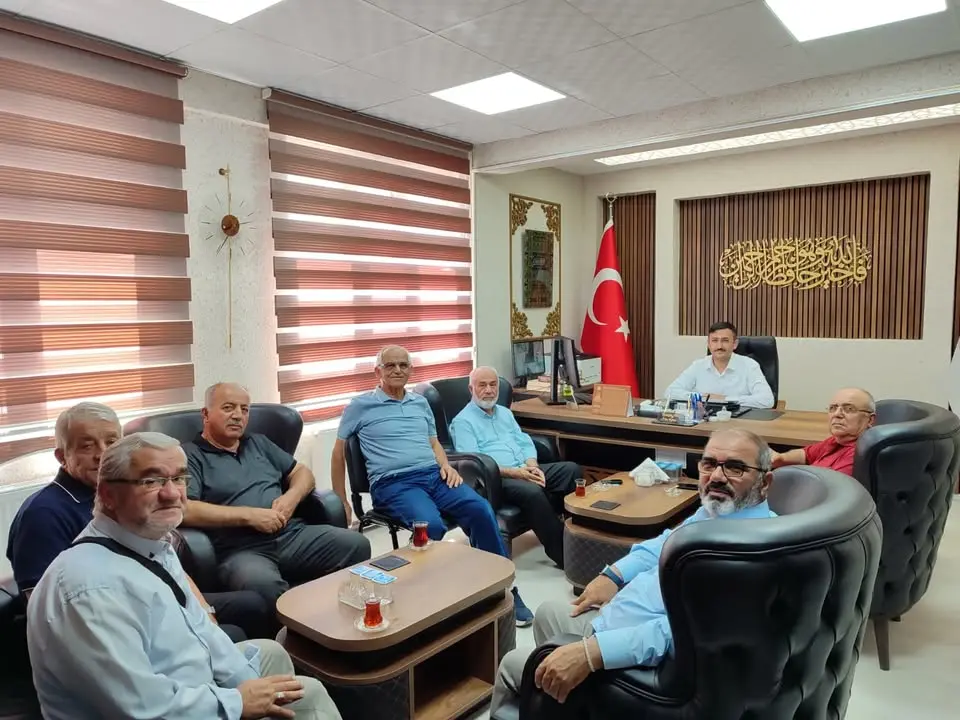 Isparta Mekke Kur’an Kursu Gönüllüleri İlçe Müftülüğünü Ziyaret Etti