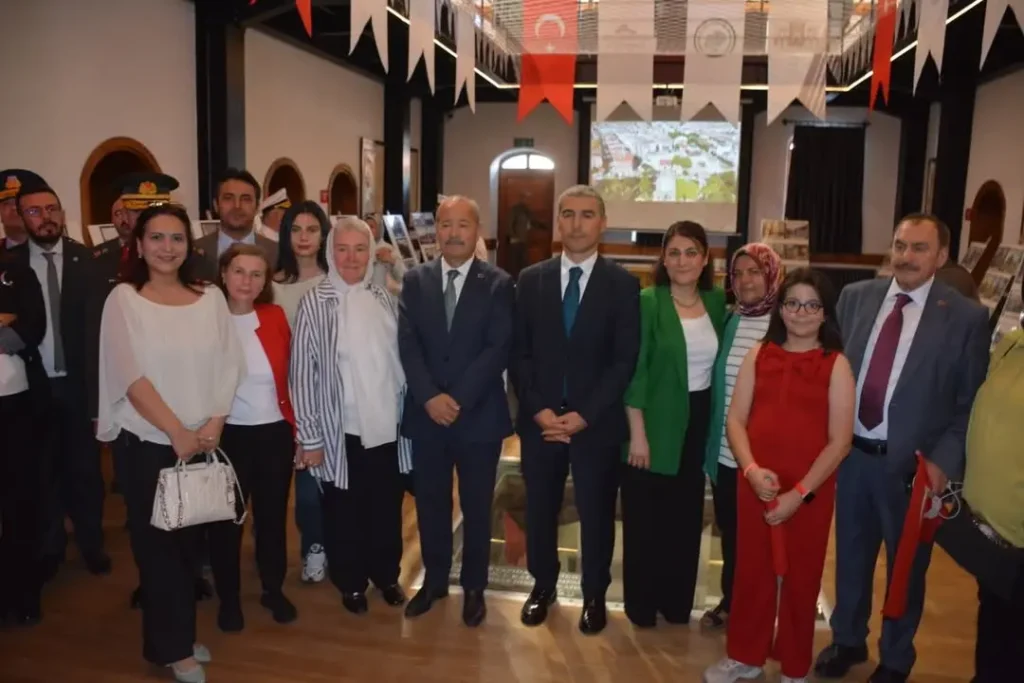 Mhp Afyonkarahisar Milletvekili Mehmet Taytak’tan Tarihi Sergi Açılışı