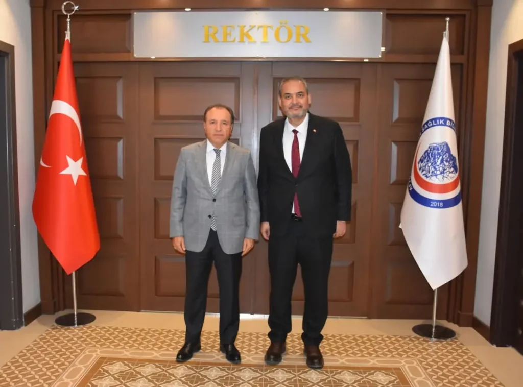 AFSÜ Rektörü Prof. Dr. Adem Aslan’dan AKÜ Rektörü Prof. Dr. Mehmet Karakaş’a Teşekkür