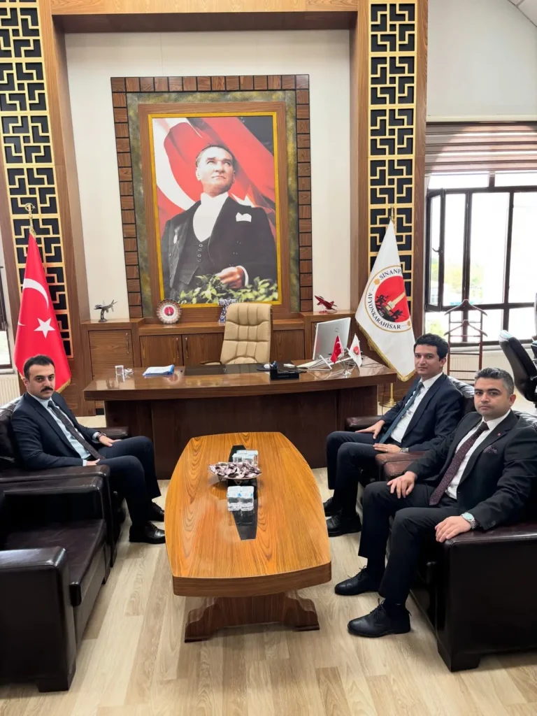 Sinanpaşa Cumhuriyet Başsavcısı ve Savcısından Kaymakam Miroğlu’na Ziyaret