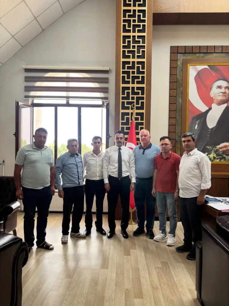 Taşoluk Mahalle Muhtarlarının Kaymakam Bünyamin Miroğlu’na Ziyareti