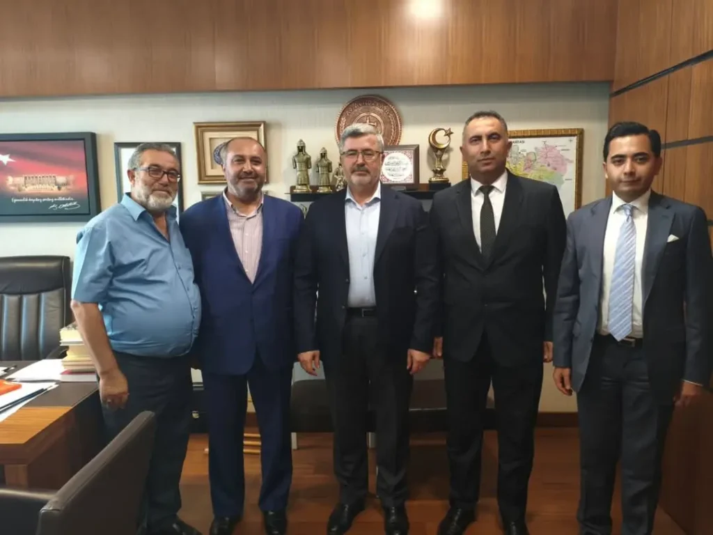 TBMM Başkan Başmüşaviri Cengiz Sağlam ve Belçika’dan Hemşehrileri Meclis’te Misafir Etti