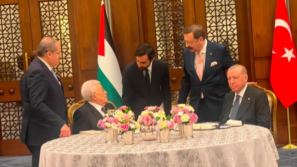 TOBB Başkanı Hisarcıklıoğlu, Cumhurbaşkanı Erdoğan ve Filistin Devlet Başkanı Abbas’ın Görüşmesini Paylaştı