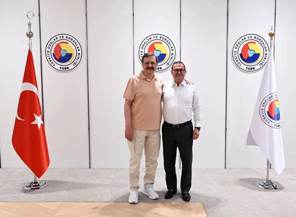 TOBB Başkanı Mustafa Rifat Hisarcıklıoğlu, Kıbrıs Türk Ticaret Odası Başkanı Turgay Deniz’e Teşekkür Etti