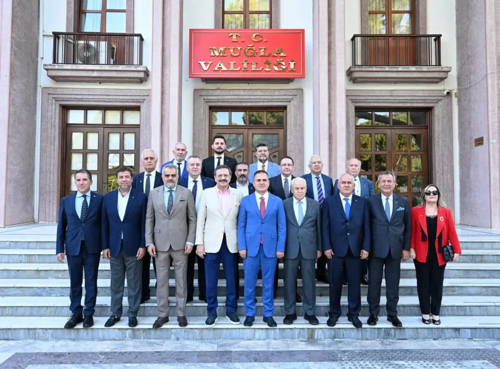 TOBB Başkanı Mustafa Rifat Hisarcıklıoğlu, Muğla Valisi İdris Akbıyık’ı Ziyaret Etti
