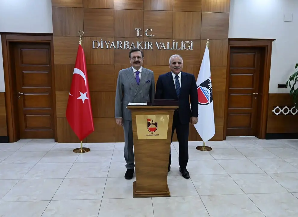 TOBB Başkanı Mustafa Rifat Hisarcıklıoğlu’nun Diyarbakır Ziyareti ve Eğitim Yatırımları Hakkındaki Paylaşımı