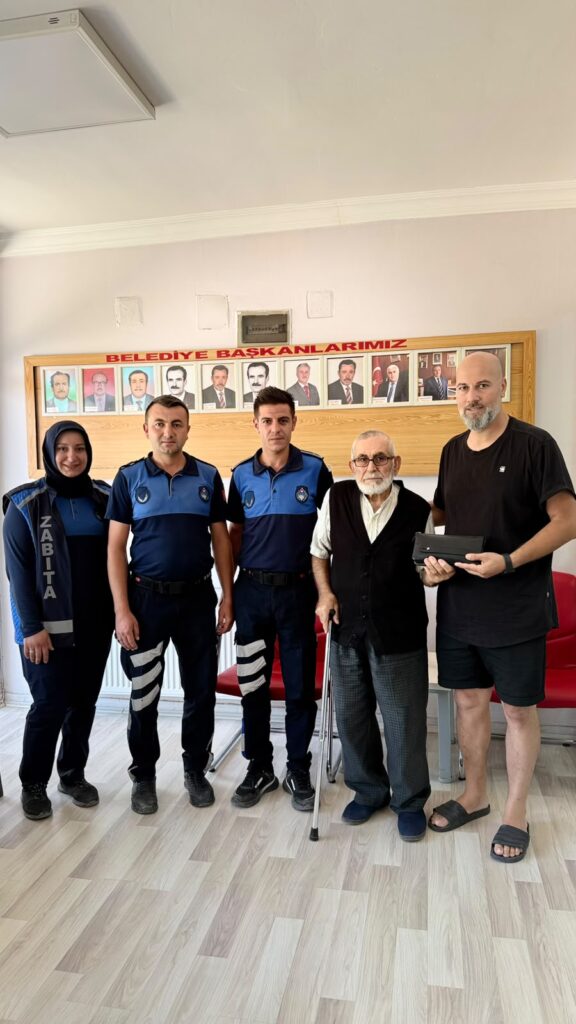 Tatarlı’da Örnek Vatandaşlık Davranışı: 8 Bin Euro Sahibine Teslim Edildi