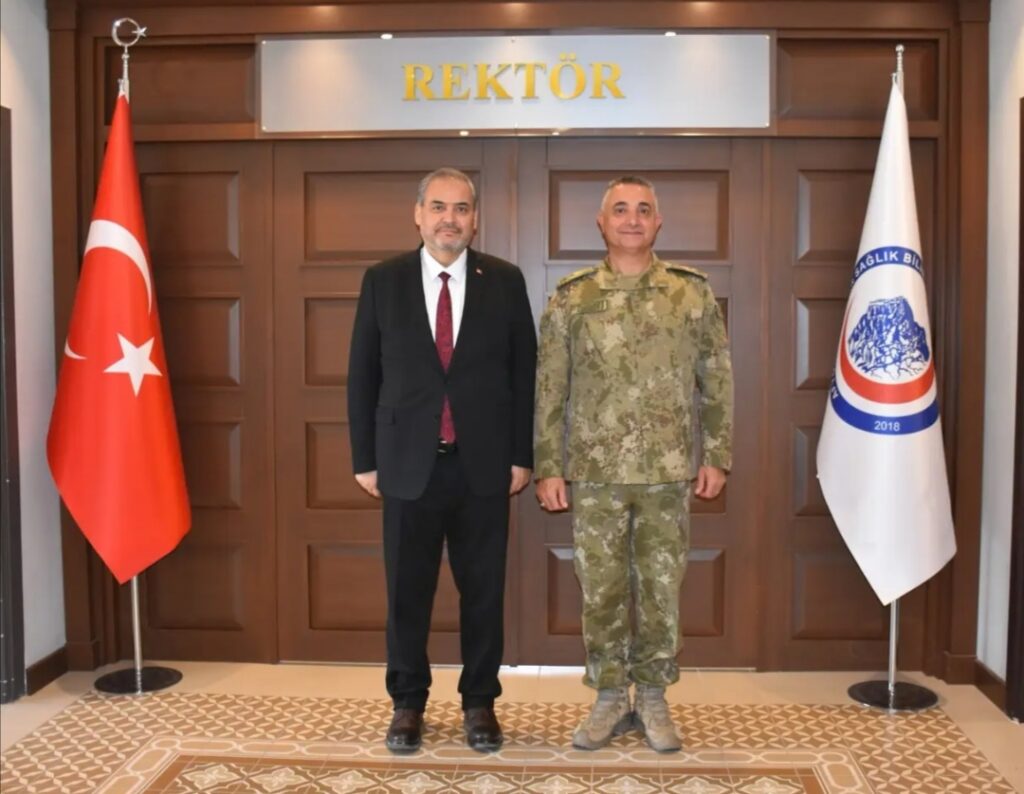 TUĞGENERAL TECİMER’DEN REKTÖR KARAKAŞ VE REKTÖR ASLAN’A VEDA ZİYARETİ