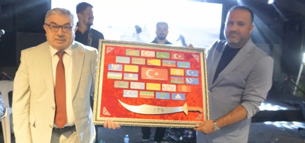 OZAN MANAS ŞUHUT’TA MÜZİKSEVERLERLE BULUŞTU