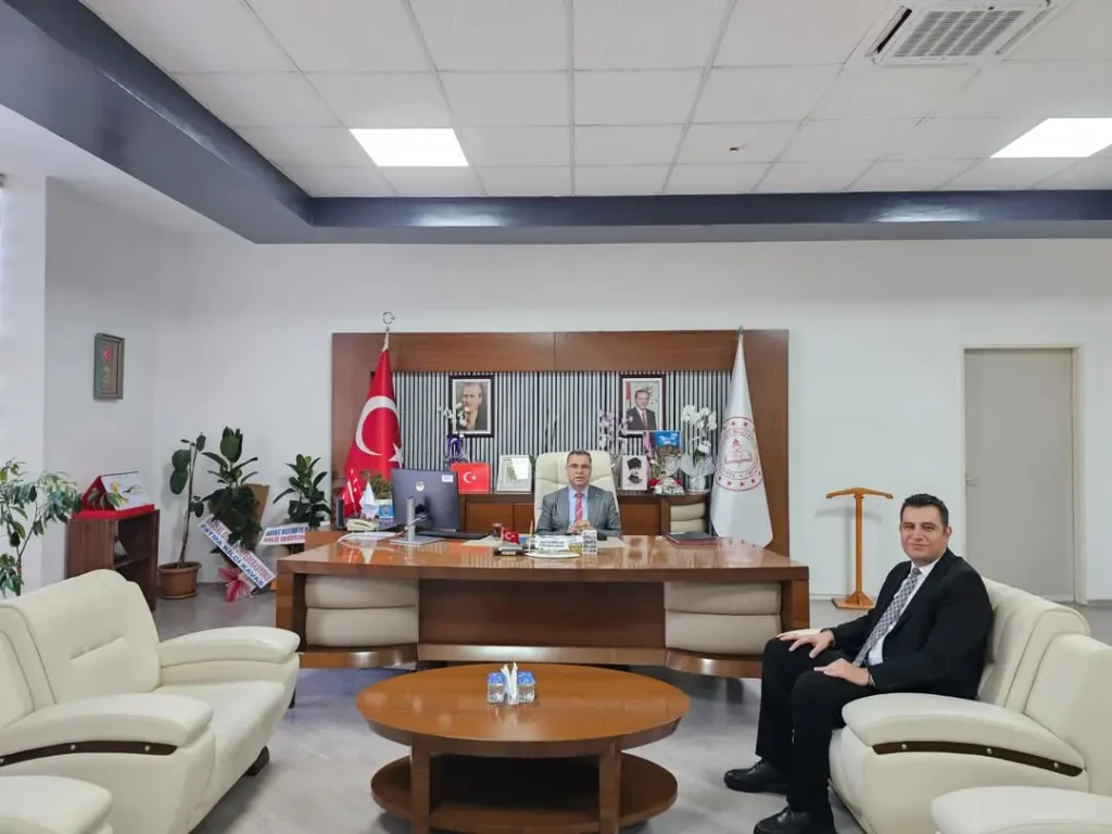 CEM KASAPOĞLU’NDAN İSMAİL ALTINKAYNAK’A HAYIRLI OLSUN ZİYARETİ