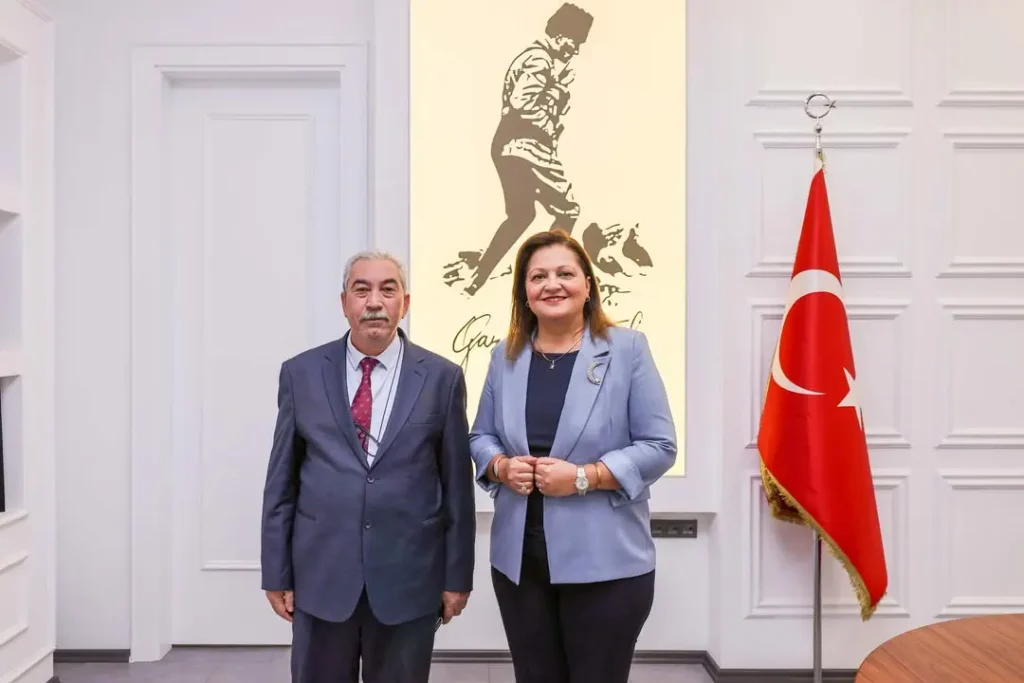 Afyonkarahisar Belediye Başkanı Burcu Köksal, Türkiye Emekliler Derneği Afyonkarahisar Şube Başkanı Ahmet Aytuğ ile Görüş Alışverişinde Bulundu