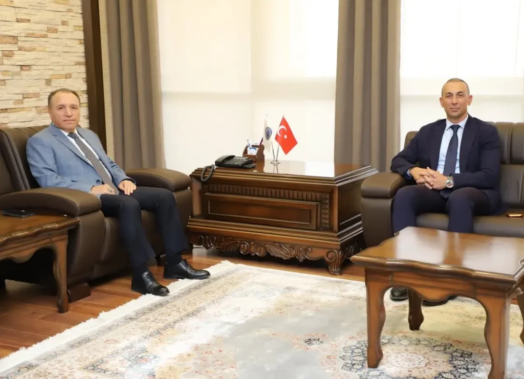 Afyonkarahisar Vali Yardımcısı Doç. Dr. Atıf Çiçekli, Rektör Prof. Dr. Mehmet Karakaş’a Nezaket Ziyaretinde Bulundu