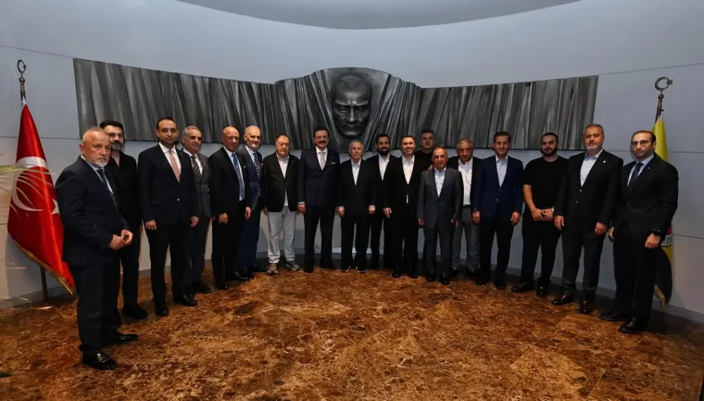 Fenerbahçe Spor Kulübü Başkanı Aziz Yıldırım’a Şampiyonlar Ligi Başarı Dilekleri Ziyareti