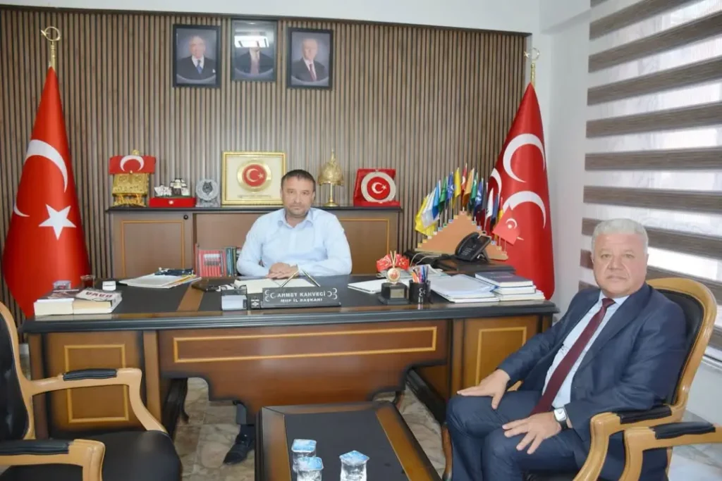 Tatarlı Belediye Başkanı Musa Kayer, MHP Afyonkarahisar İl Başkanı Ahmet Kahveci’yi Ziyaret Etti
