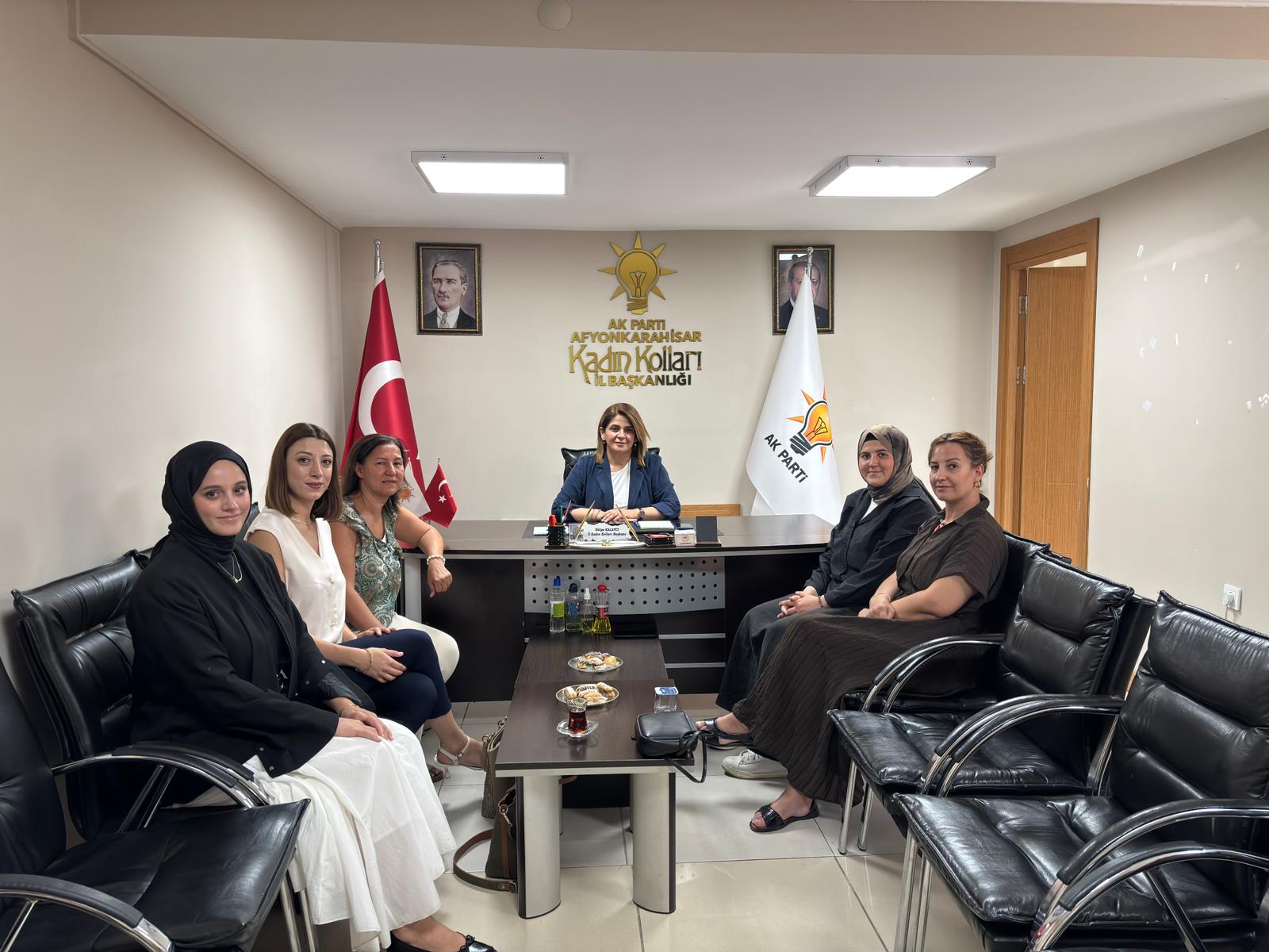 StarAfyonhaber’den AK Parti Kadın Kolları Başkanı Hülya Kalaycı’ya Ziyaret