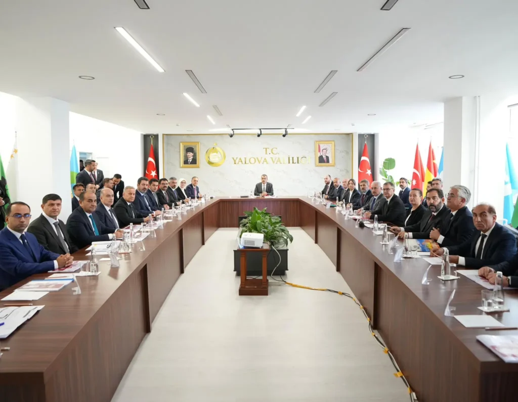 Bakan Tekin Yalova’da Eğitim Değerlendirme Toplantısı’na Katıldı