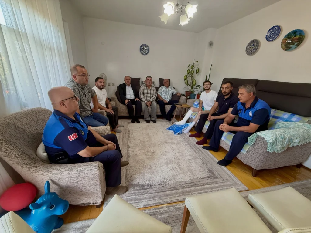 Belediye Başkanı Demirtaş’tan geçmiş olsun ziyareti