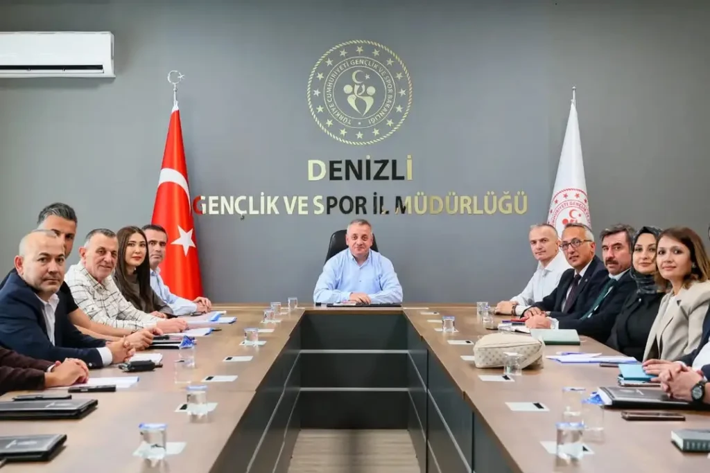 Denizli Gençlik ve Spor İl Müdürlüğü toplantı düzenledi