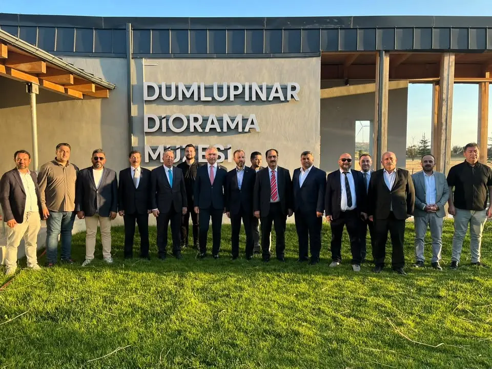 Dumlupınar’da Şehitlik ve Müzeye Ziyaret