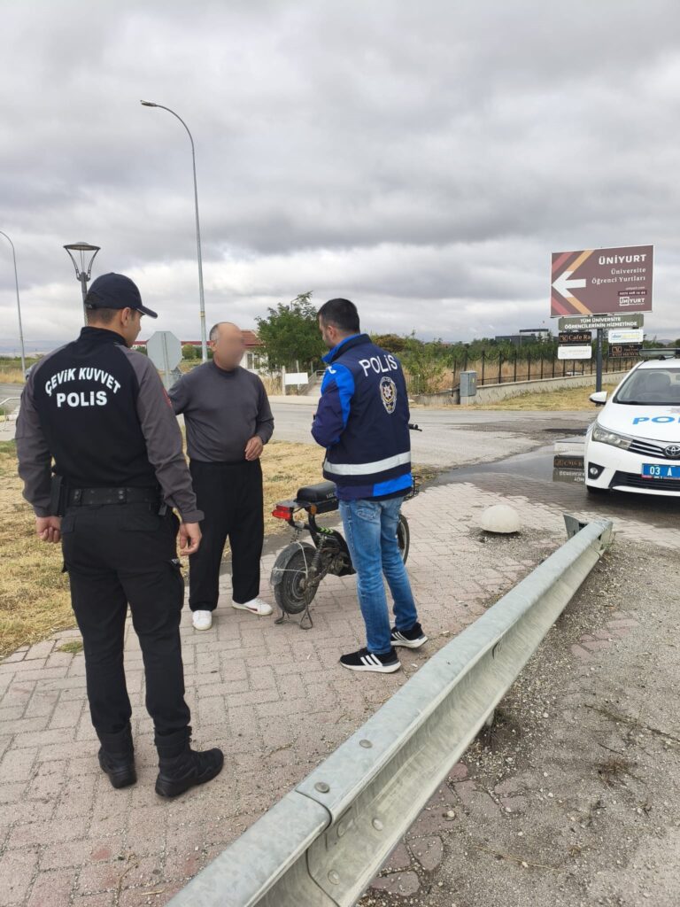 Emniyetten Okul Çevrelerinde Güvenlik Uygulaması