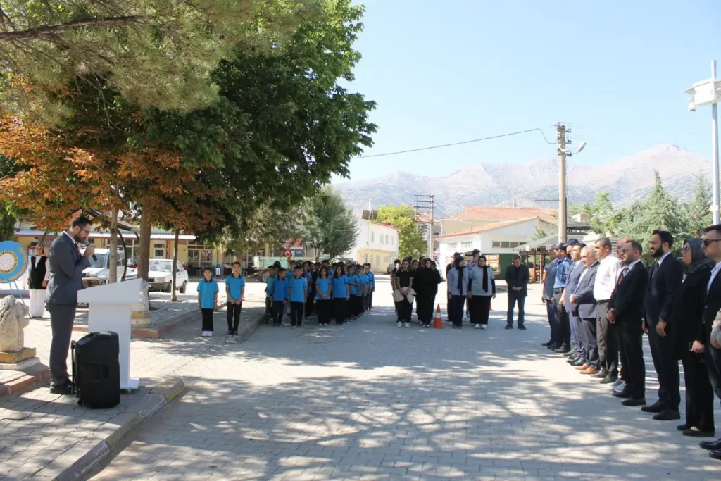 İlköğretim Haftası Kutlama Etkinlikleri Başladı