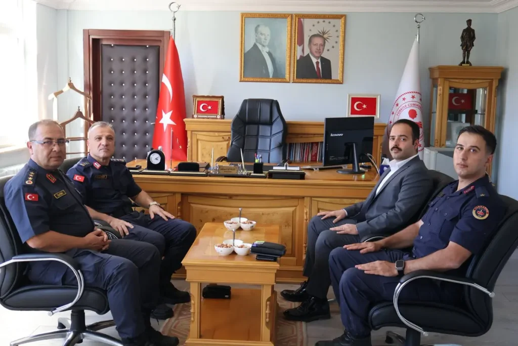 Jandarma Komutanları Kaymakamı Ziyaret Etti