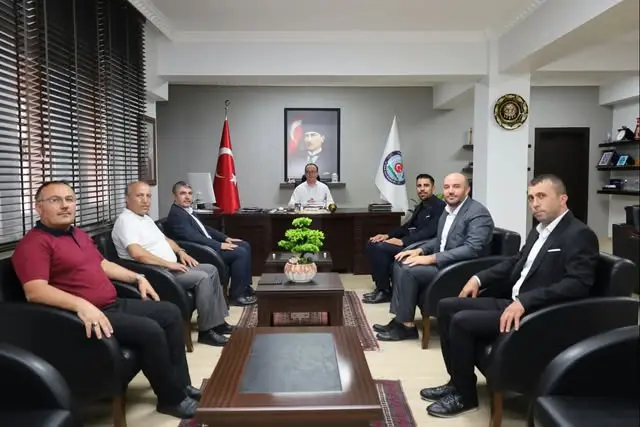 Kaymakam Mehmet Naim Akgül Tapu Müdürlüğü’nü Ziyaret Etti