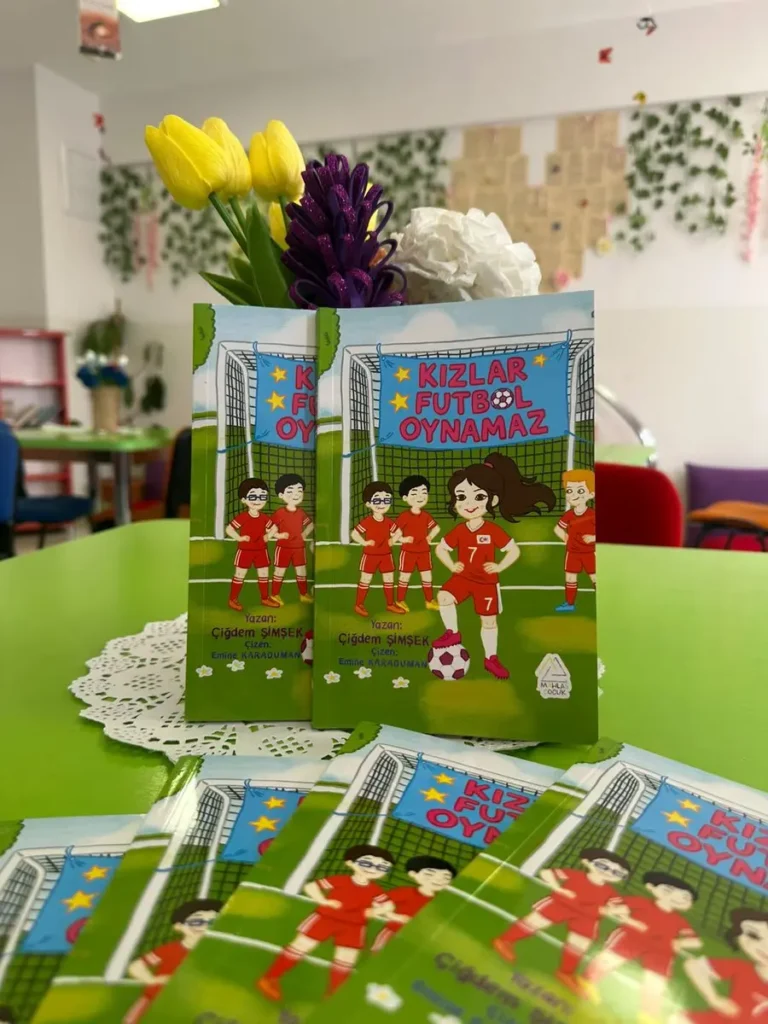 Kızlar Futbol Oynamaz Kitabı Valilikte Tanıtıldı