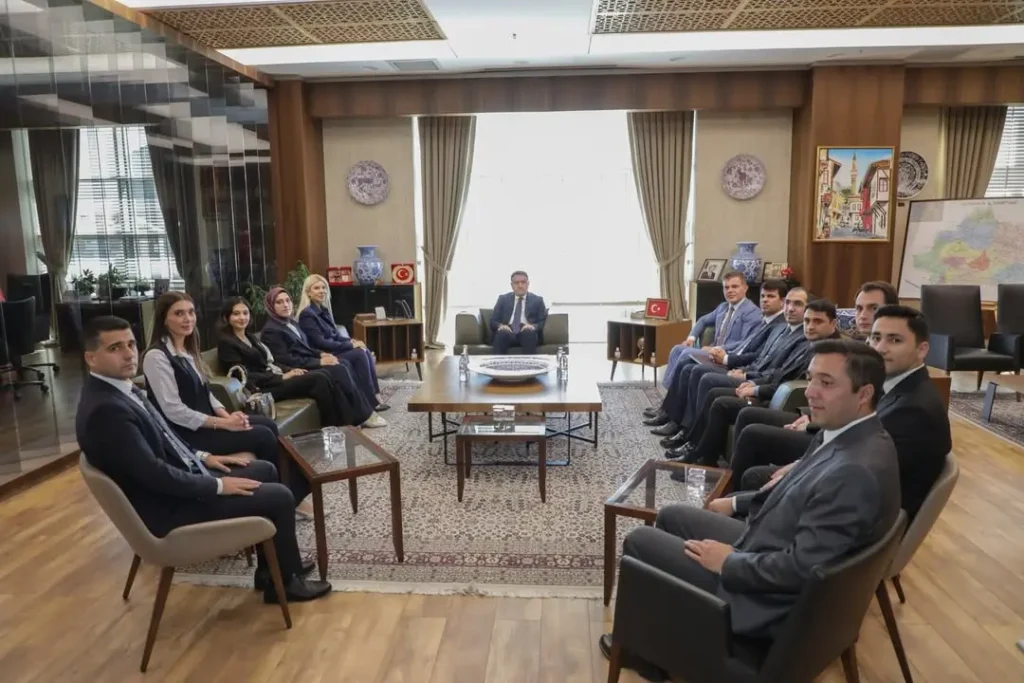 Kütahya Valisi Kaymakamlarla Değerlendirme Toplantısı Yaptı