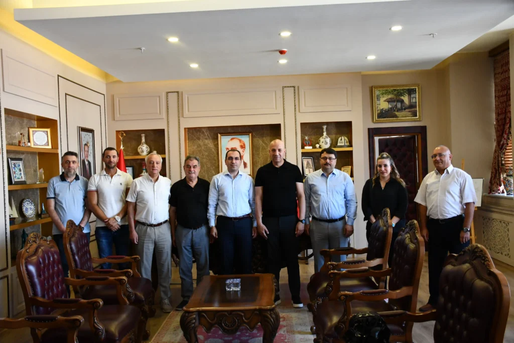 Linyitspor Kulübü Başkanı Kaymakam’ı Ziyaret Etti