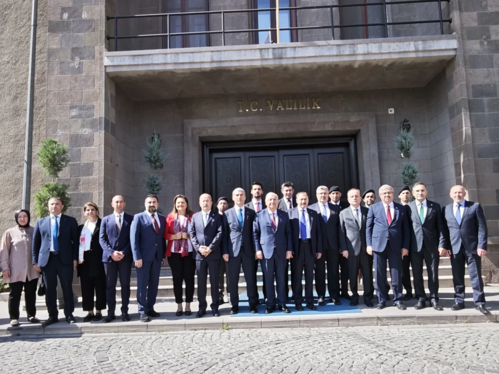 Milli Savunma Bakanı Güler, Afyonkarahisar’ı Ziyaret Etti