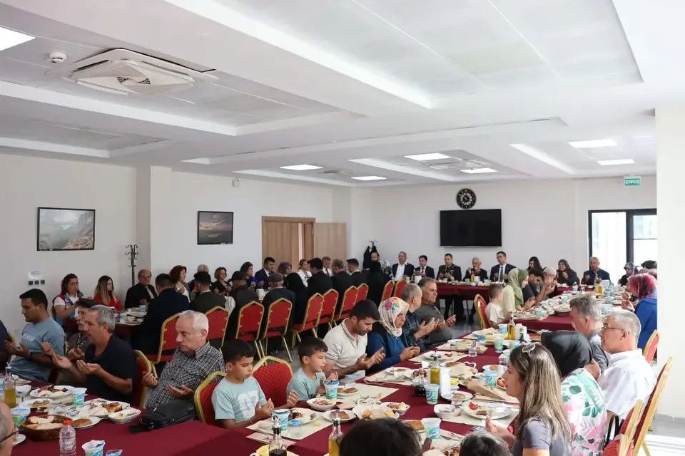 Şehit Aileleri ve Gazilere Onur Yemeği