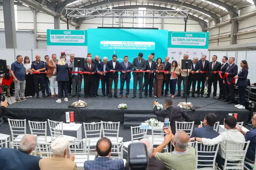 Uşak’ta Tarım ve Hayvancılık Fuarı Açıldı