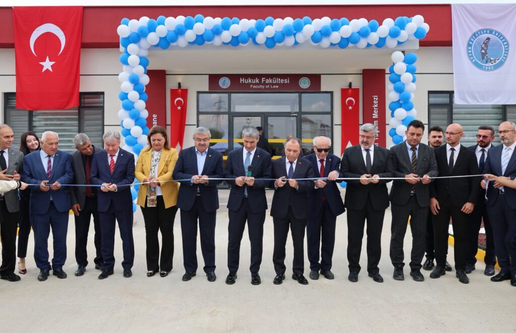 AKÜ Hukuk Fakültesi Kütüphane ve Sosyal Yaşam Merkezi Hizmete Açıldı
