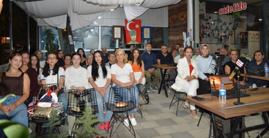 Cafelife Kitap Kulübü Yeni Sezona “Başkomutanlık Meydan Muharebesi” Söyleşisiyle Başladı