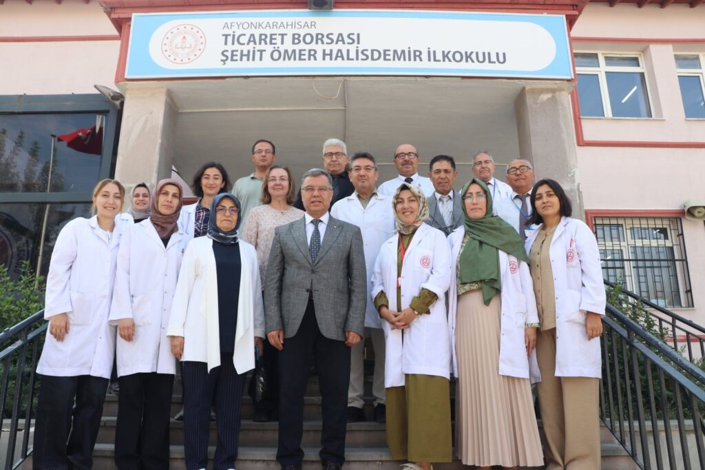 İL MİLLİ EĞİTİM MÜDÜRÜ İSMAİL ALTINKAYNAK’TAN OKUL ZİYARETİ